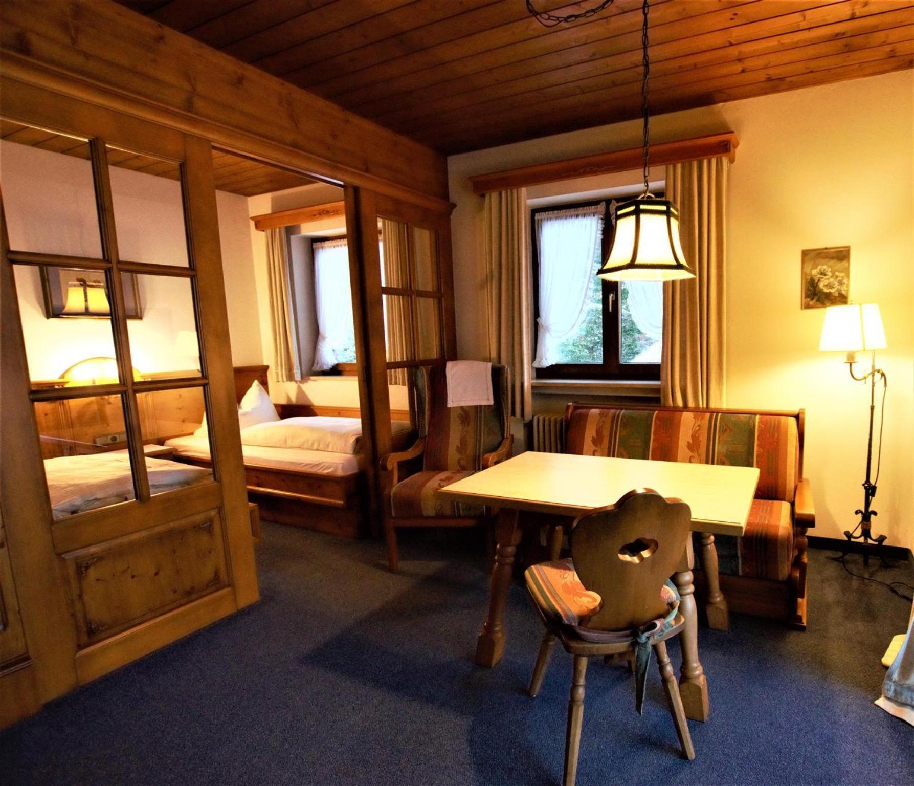 ホテル Ferienhaus Waldwinkl グライナウ 部屋 写真